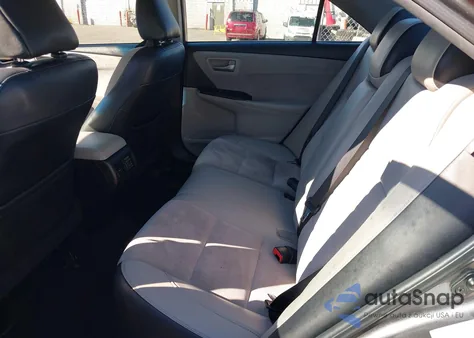 2015 Toyota Camry Xse V6 z USA, uszkodzony, nr VIN 4T1BK1FK2FU557913